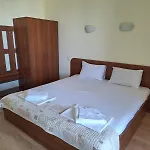 Elica 3* וארנה